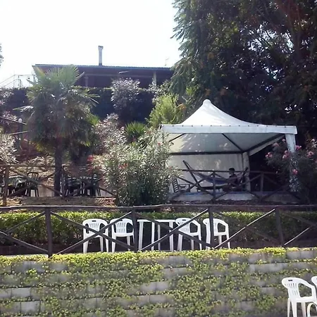 Chiaraluce Массиньяно