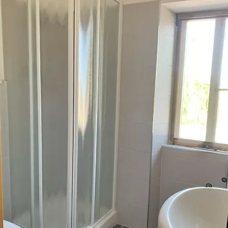 Chiaraluce Массиньяно